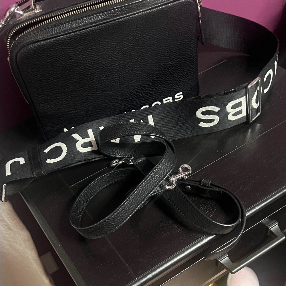 Marc Jacobs Black Crossbody Bag - Picture 5 of 9